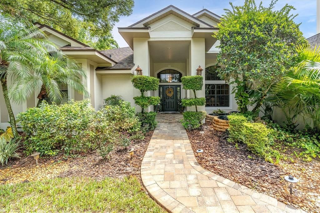На продажу: $1,385,000 (6 спален, 4 ванн, 5151 Квадратных фут)