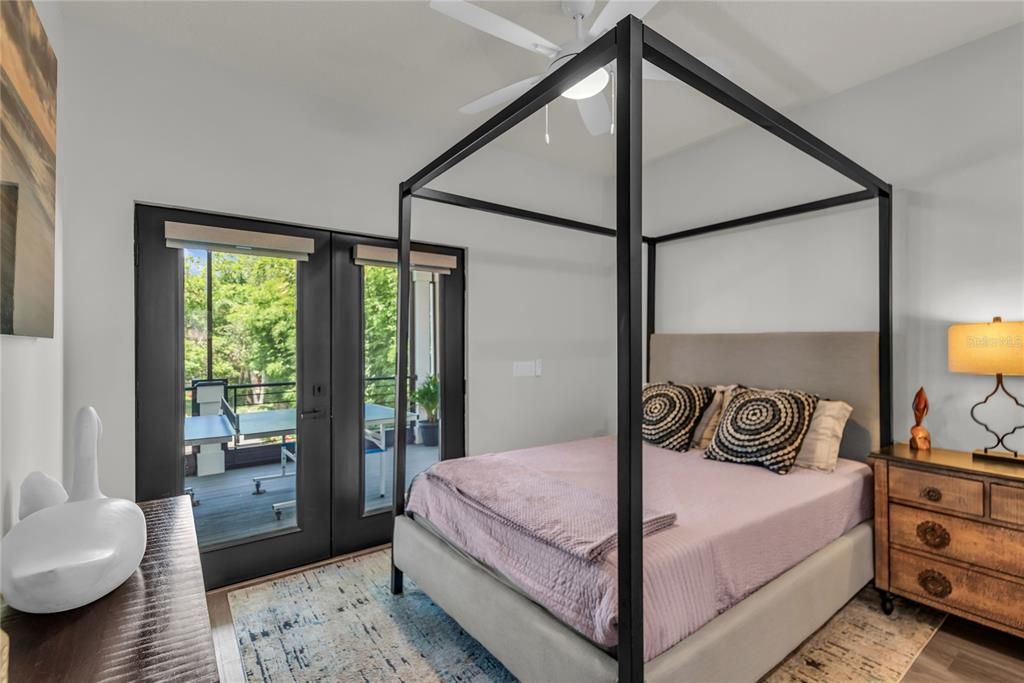 For Sale: $1,495,000 (5 beds, 3 baths, 3218 Square Feet)