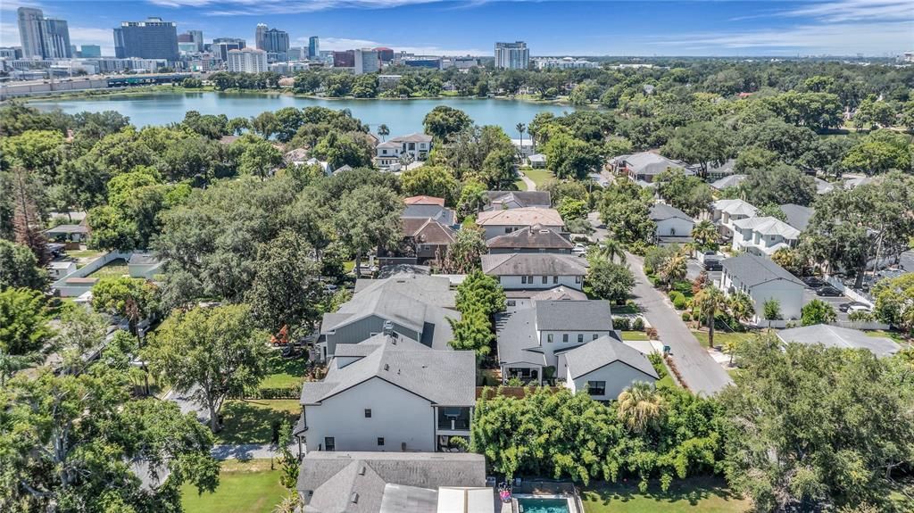 For Sale: $1,495,000 (5 beds, 3 baths, 3218 Square Feet)