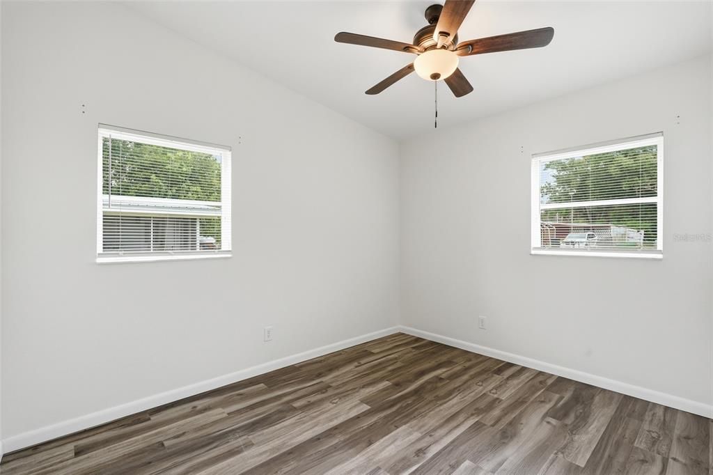 For Sale: $235,000 (3 beds, 2 baths, 1165 Square Feet)