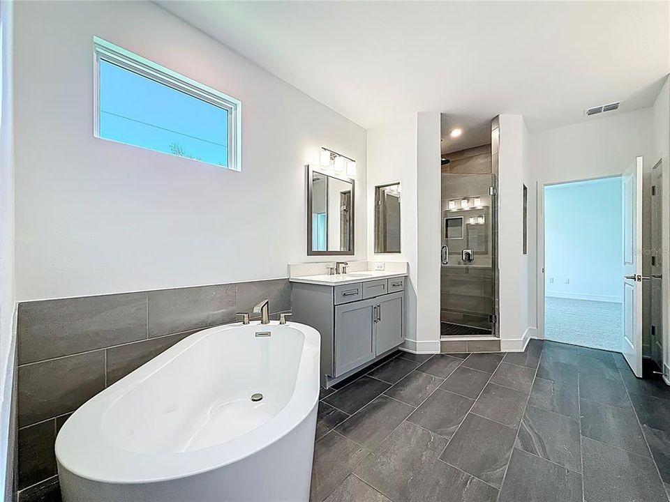 For Sale: $1,345,000 (4 beds, 4 baths, 3306 Square Feet)