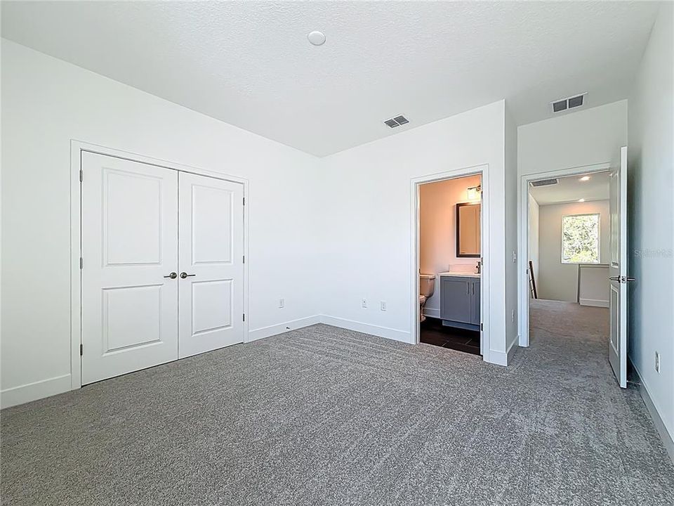 For Sale: $1,345,000 (4 beds, 4 baths, 3306 Square Feet)