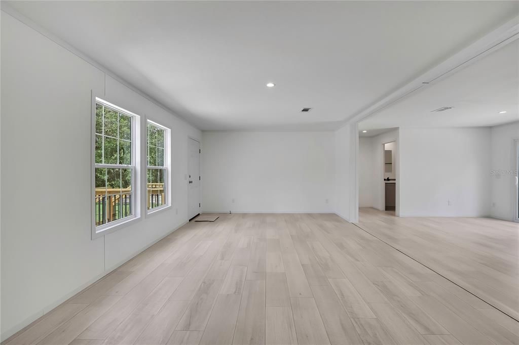 En Venta: $279,900 (3 camas, 2 baños, 1500 Pies cuadrados)