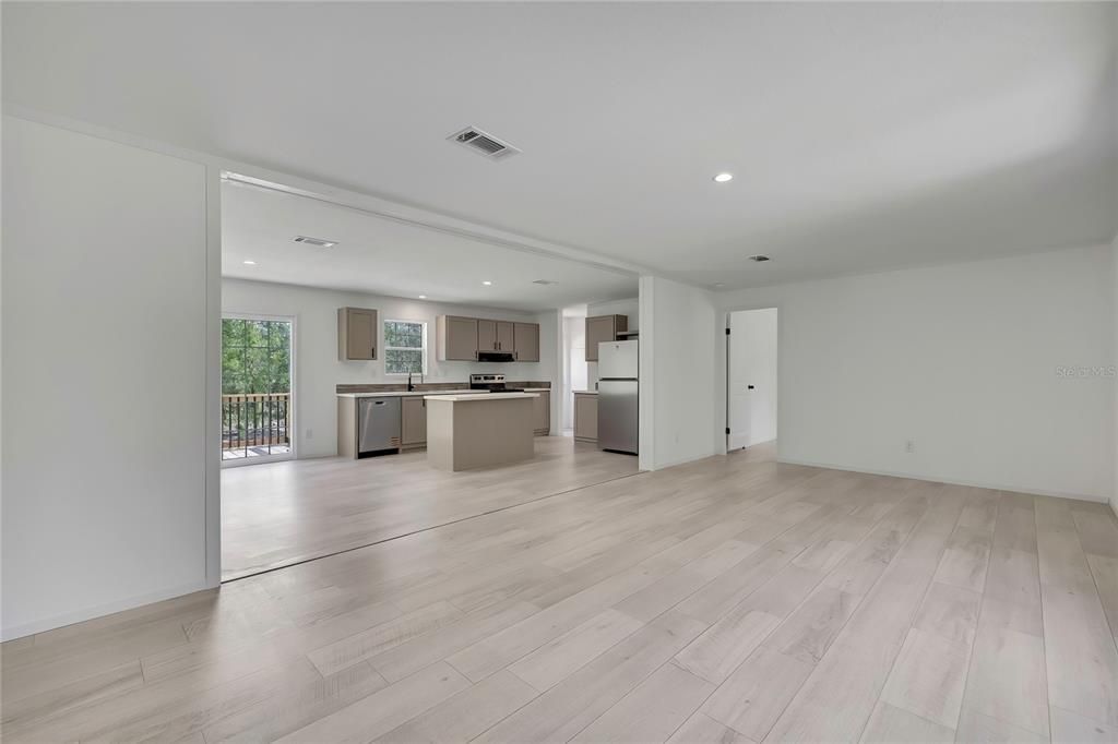 En Venta: $279,900 (3 camas, 2 baños, 1500 Pies cuadrados)