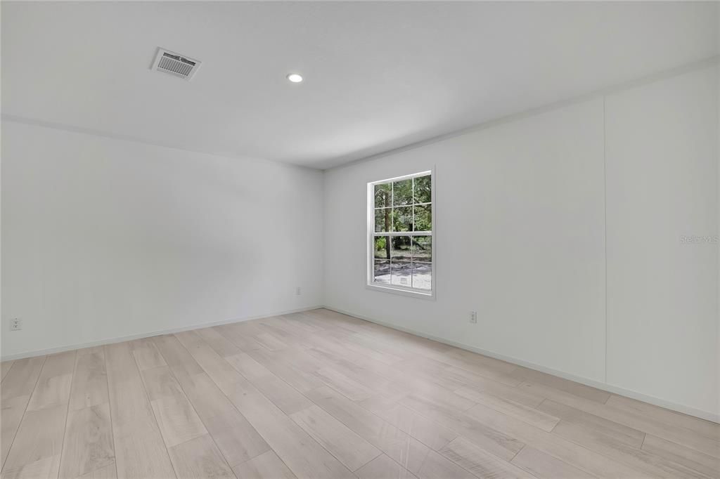 En Venta: $279,900 (3 camas, 2 baños, 1500 Pies cuadrados)