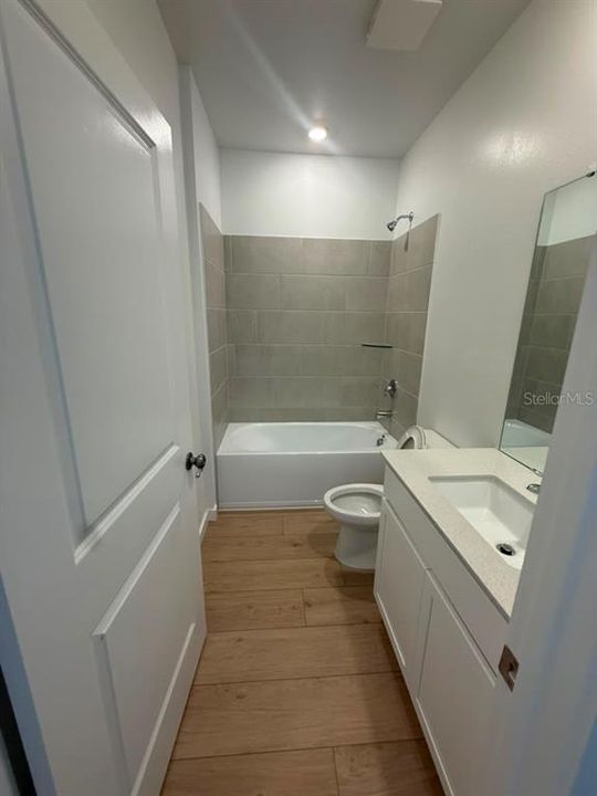 В аренду: $2,900 (4 спален, 3 ванн, 2175 Квадратных фут)