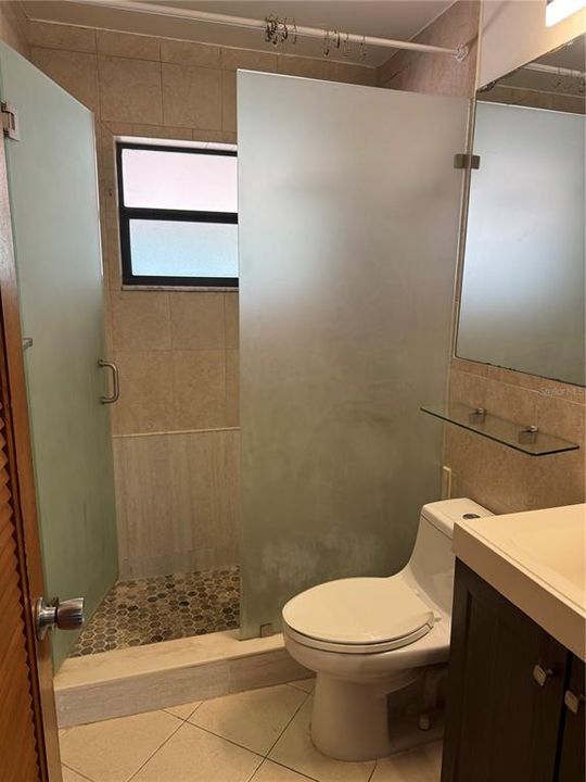 В аренду: $4,500 (4 спален, 2 ванн, 1478 Квадратных фут)