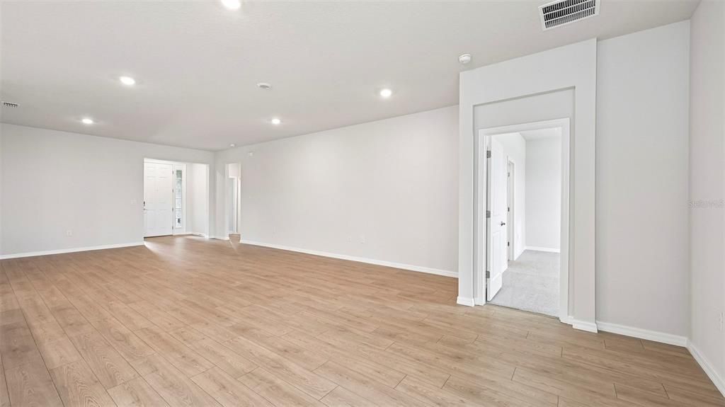For Sale: $478,990 (3 beds, 2 baths, 1844 Square Feet)