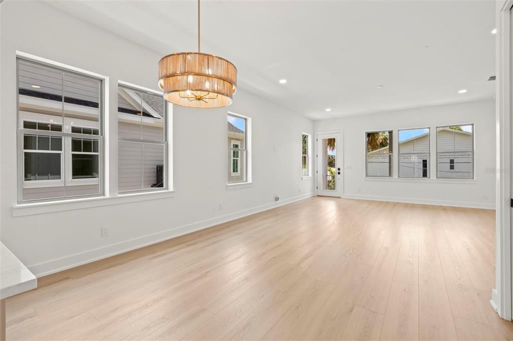 For Sale: $767,500 (4 beds, 2 baths, 1745 Square Feet)