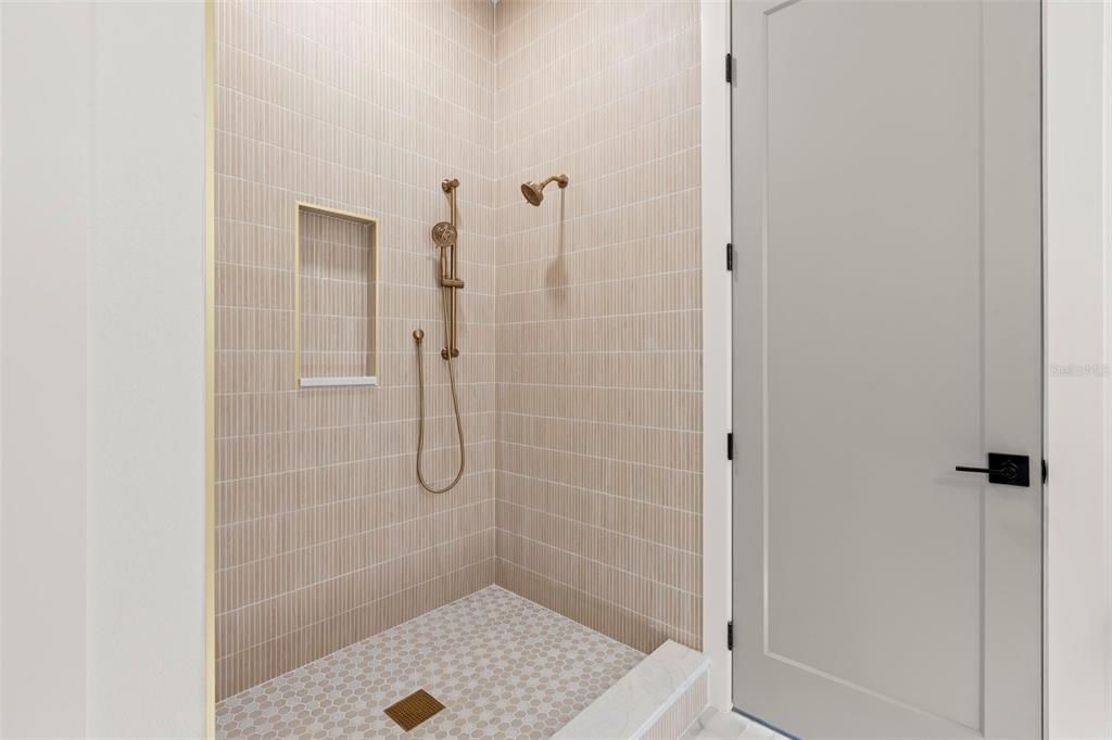 For Sale: $767,500 (4 beds, 2 baths, 1745 Square Feet)