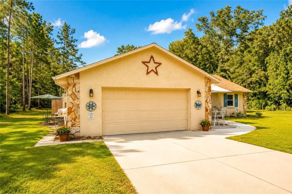 En Venta: $699,900 (3 camas, 2 baños, 2188 Pies cuadrados)