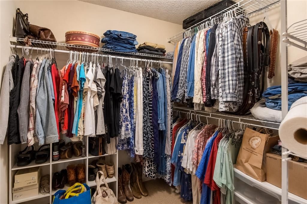 En Venta: $699,900 (3 camas, 2 baños, 2188 Pies cuadrados)