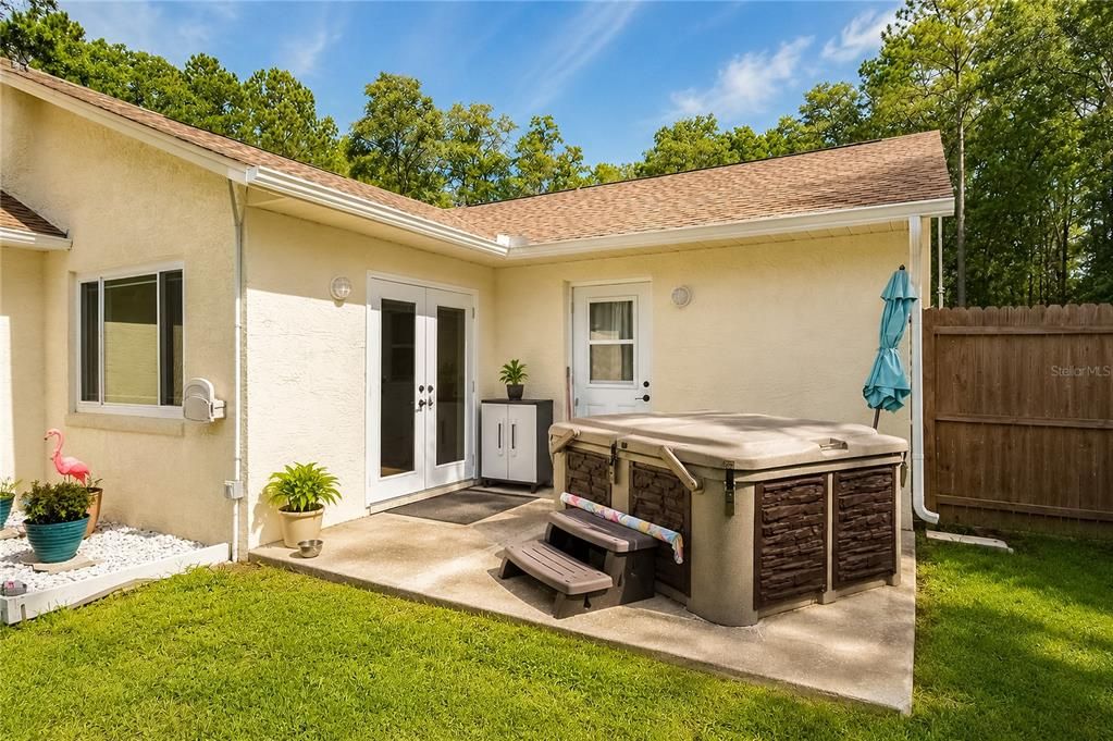 En Venta: $699,900 (3 camas, 2 baños, 2188 Pies cuadrados)