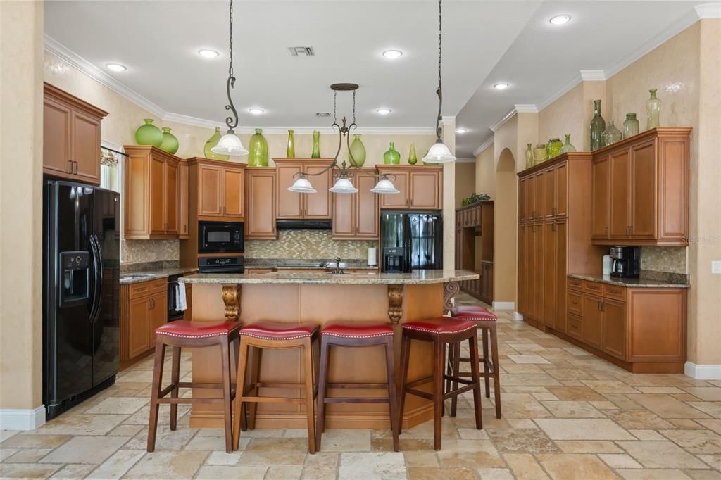 En Venta: $2,795,000 (5 camas, 6 baños, 5794 Pies cuadrados)