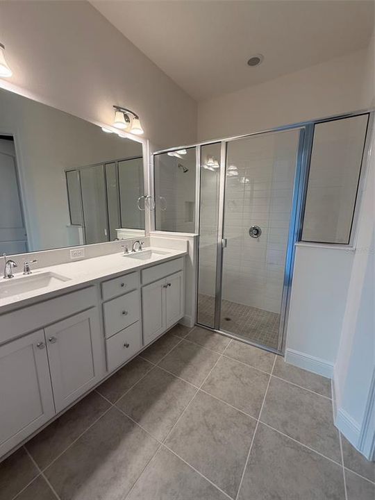 En Venta: $330,000 (2 camas, 2 baños, 1351 Pies cuadrados)