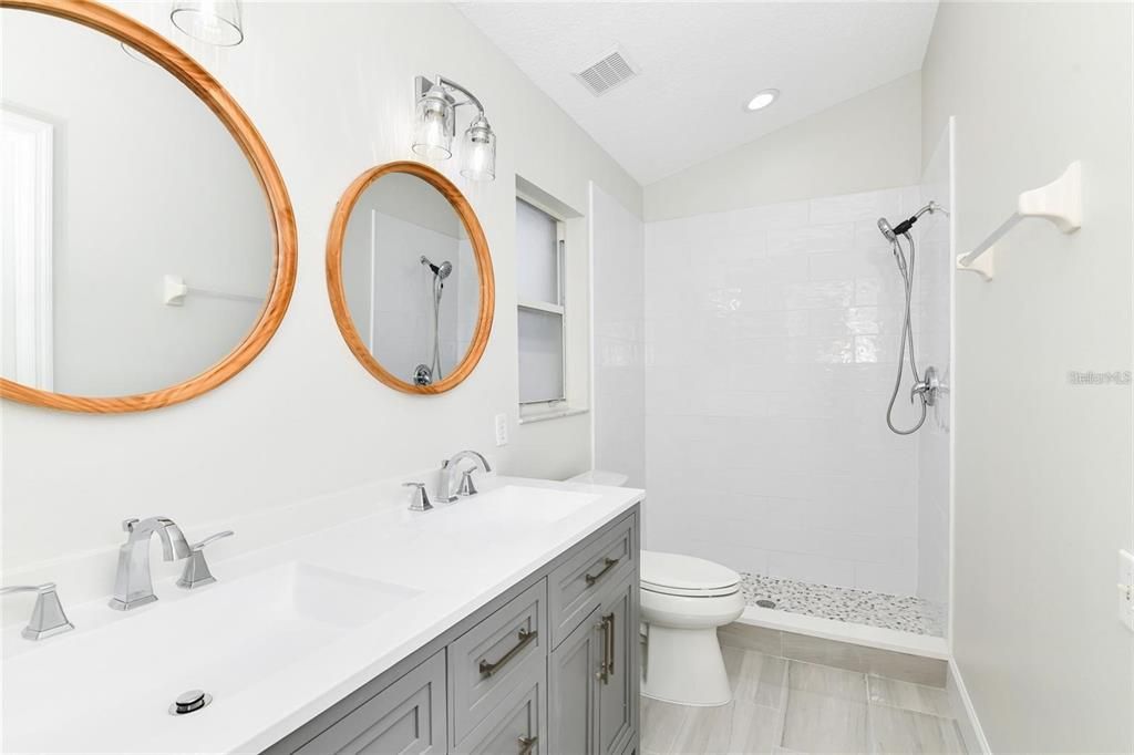 В аренду: $2,950 (3 спален, 2 ванн, 1363 Квадратных фут)