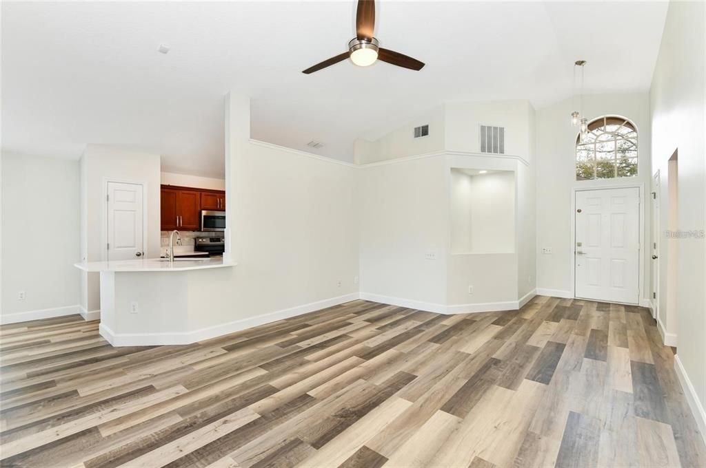 В аренду: $2,950 (3 спален, 2 ванн, 1363 Квадратных фут)