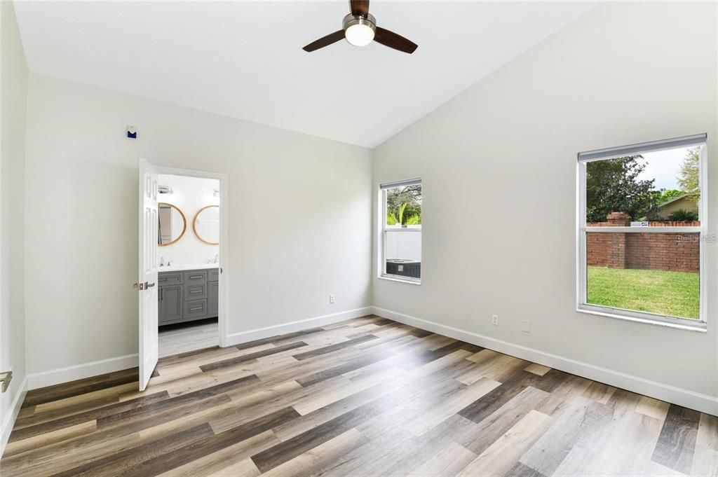 В аренду: $2,950 (3 спален, 2 ванн, 1363 Квадратных фут)