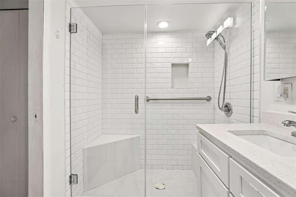 For Sale: $329,000 (3 beds, 2 baths, 1817 Square Feet)
