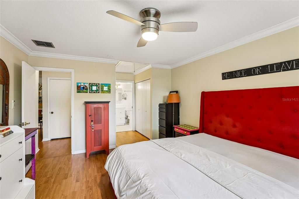 For Sale: $329,000 (3 beds, 2 baths, 1817 Square Feet)