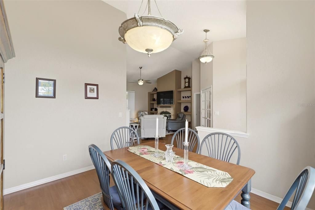 For Sale: $515,000 (3 beds, 2 baths, 2044 Square Feet)
