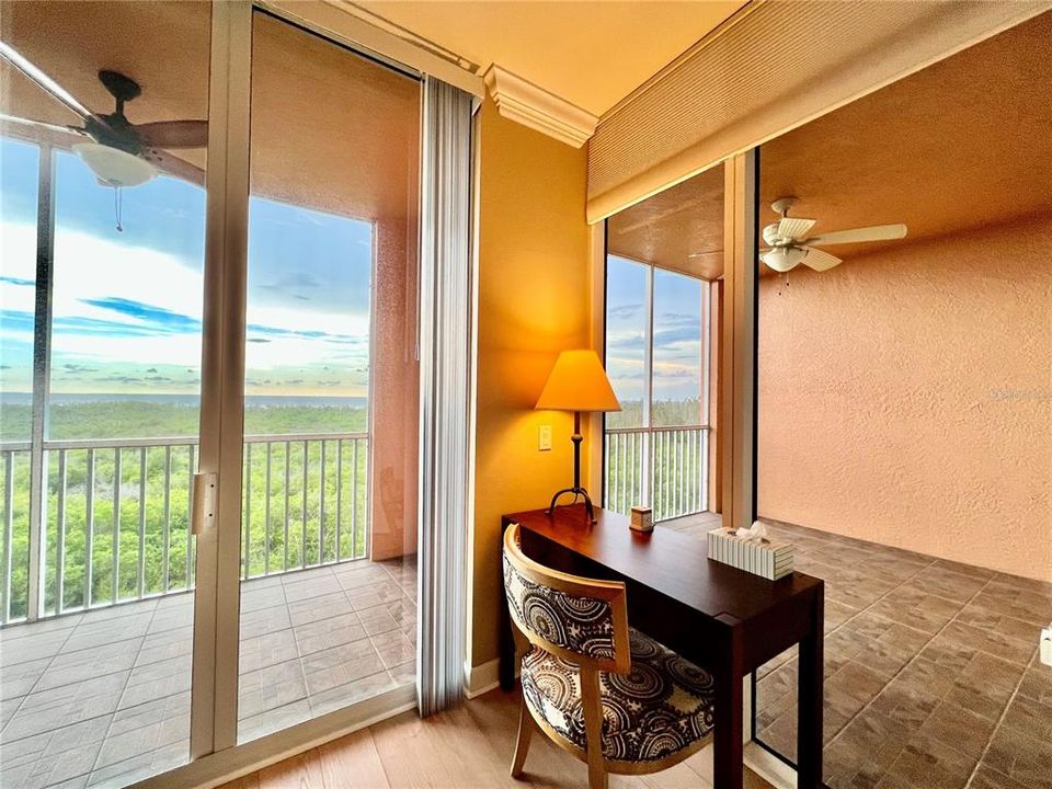 В аренду: $4,600 (2 спален, 2 ванн, 1365 Квадратных фут)
