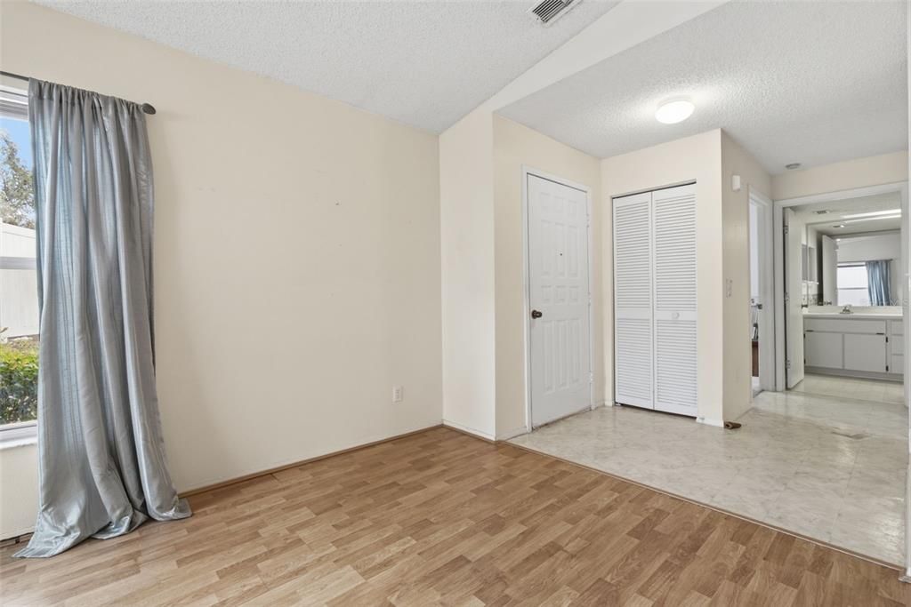 En Venta: $124,900 (2 camas, 2 baños, 1318 Pies cuadrados)