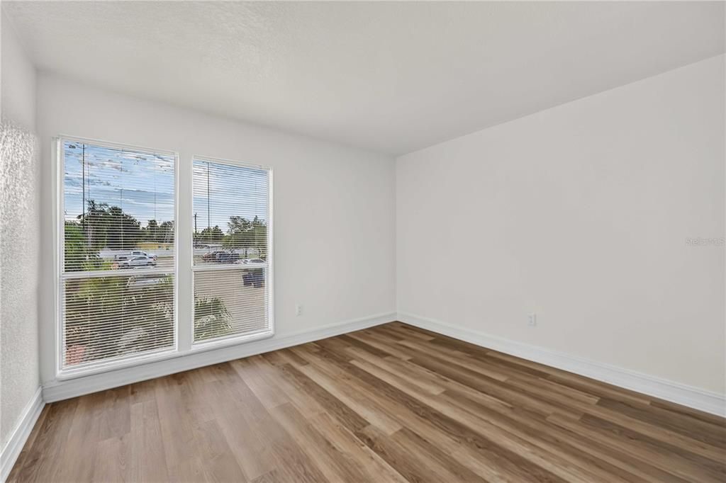 For Sale: $175,000 (2 beds, 2 baths, 1020 Square Feet)