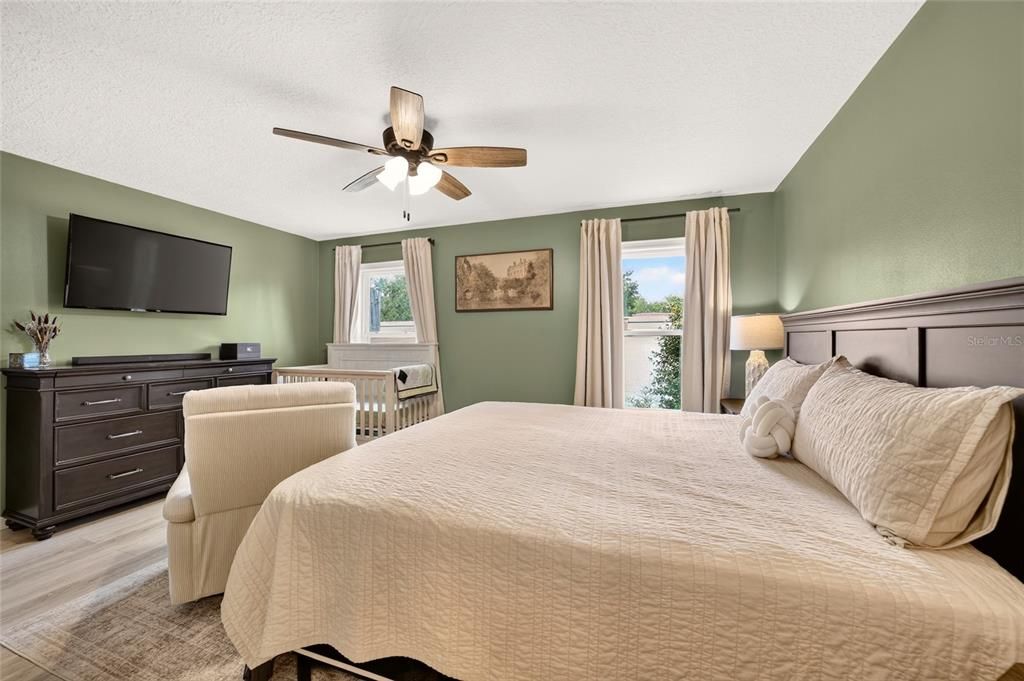 For Sale: $225,000 (2 beds, 2 baths, 1278 Square Feet)