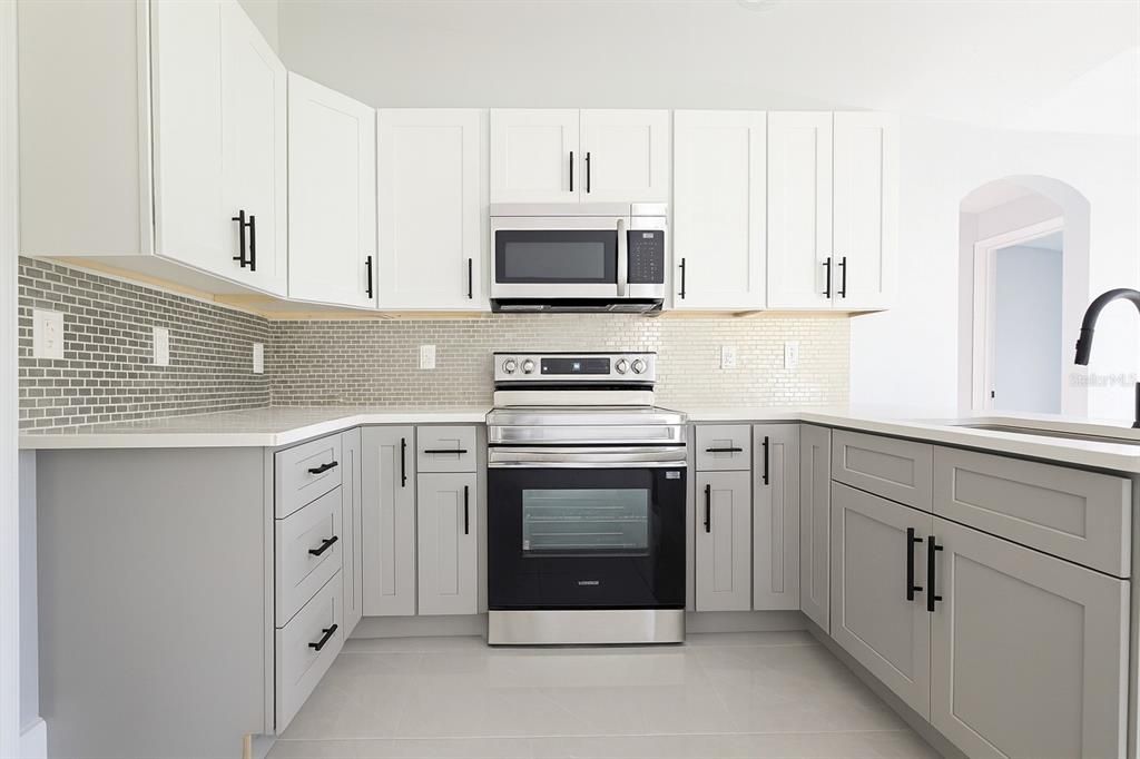 В аренду: $1,950 (3 спален, 2 ванн, 1639 Квадратных фут)