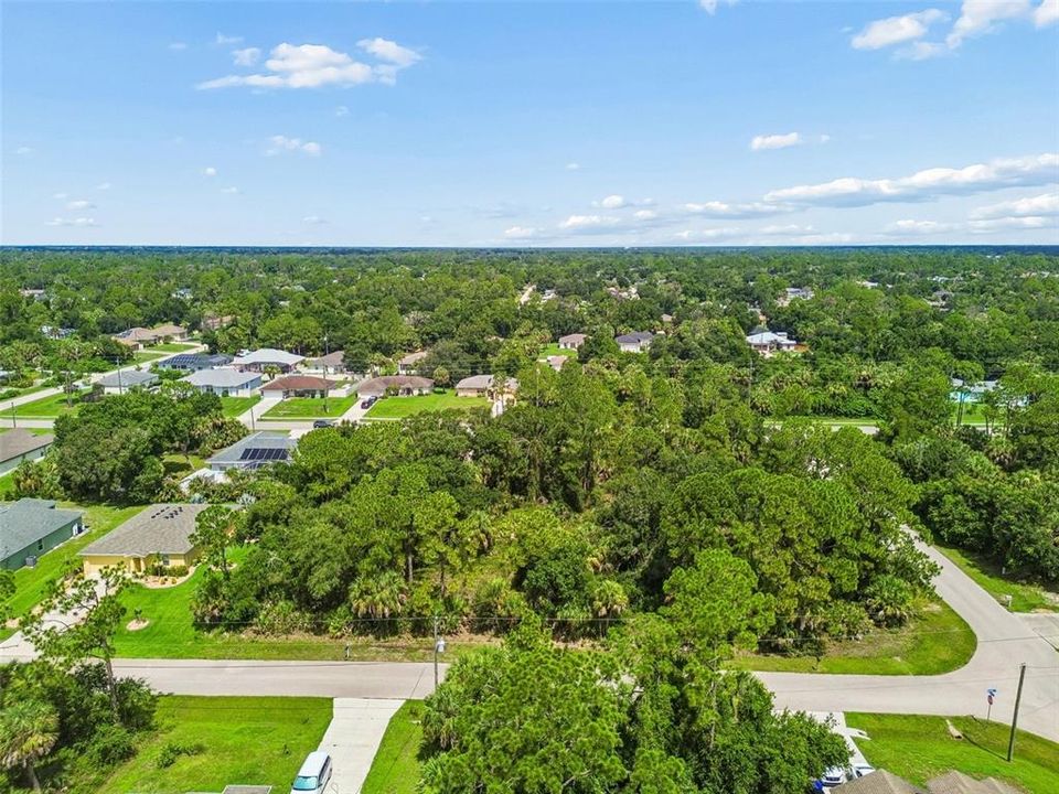 待售: $64,500 (0.23 acres)