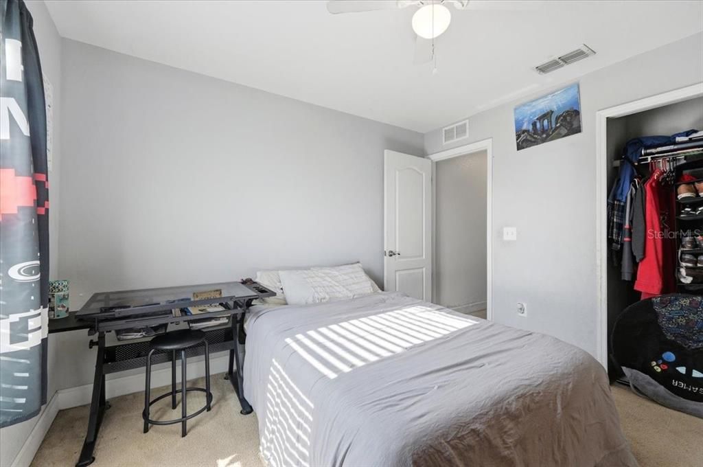 For Sale: $339,995 (3 beds, 2 baths, 1834 Square Feet)