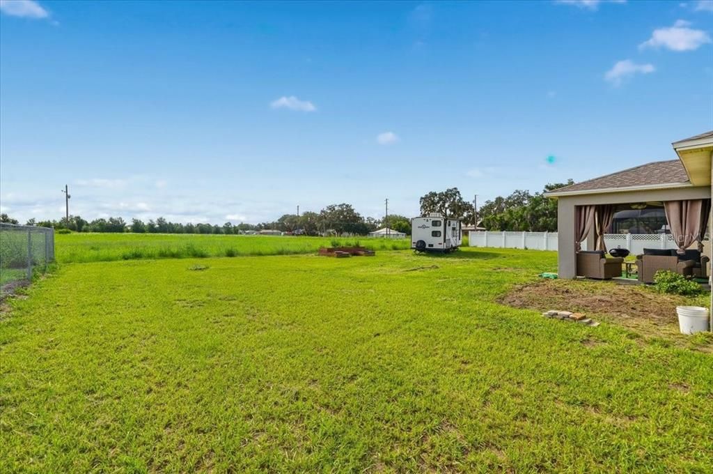 For Sale: $339,995 (3 beds, 2 baths, 1834 Square Feet)