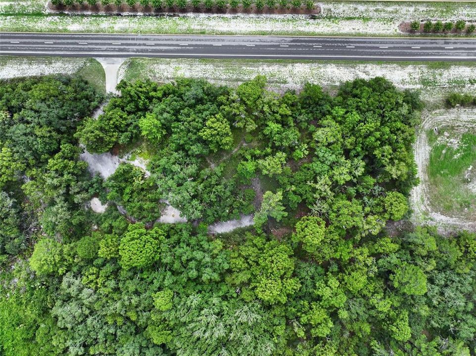 待售: $329,000 (1.57 acres)