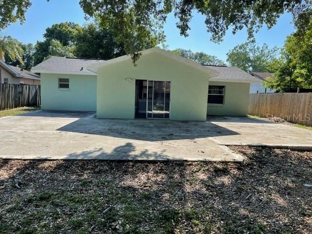 For Rent: $2,550 (2 beds, 2 baths, 1379 Square Feet)