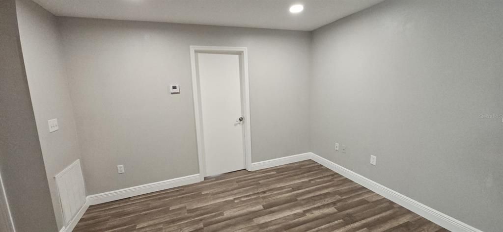 For Rent: $2,550 (2 beds, 2 baths, 1379 Square Feet)