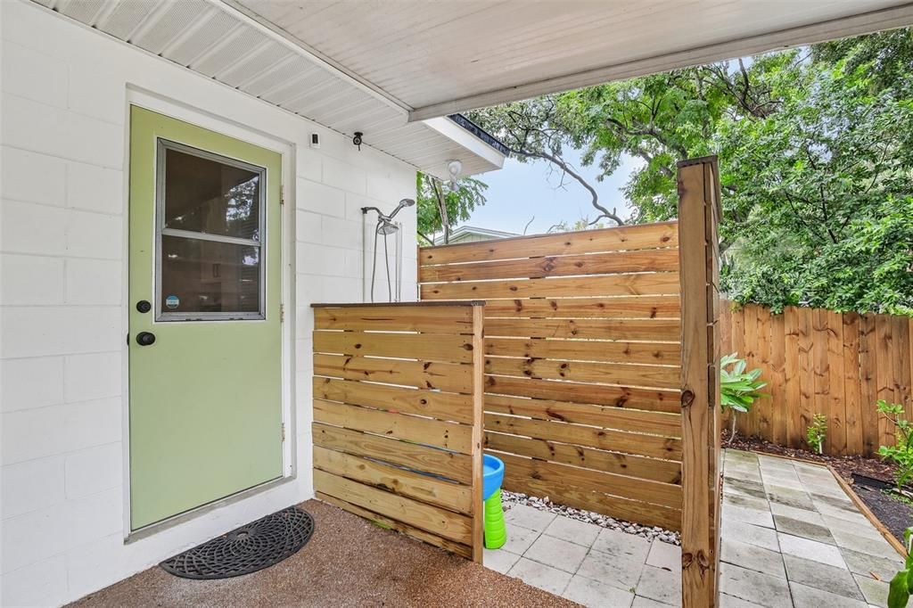 En Venta: $425,000 (3 camas, 2 baños, 1703 Pies cuadrados)