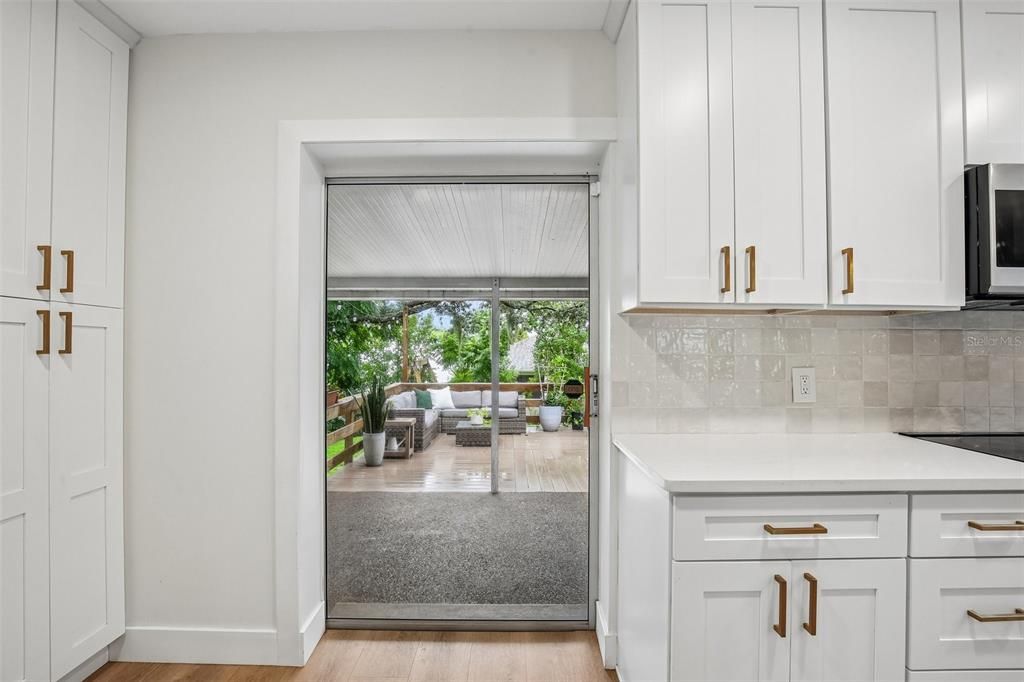 En Venta: $425,000 (3 camas, 2 baños, 1703 Pies cuadrados)