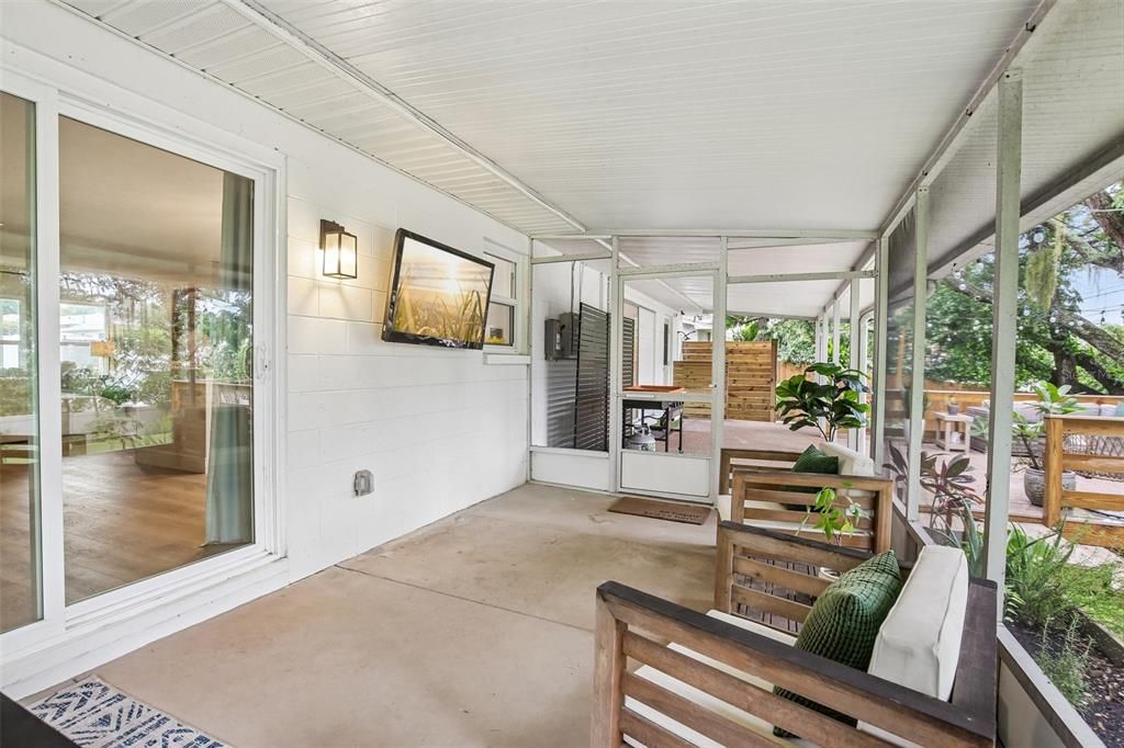 En Venta: $425,000 (3 camas, 2 baños, 1703 Pies cuadrados)
