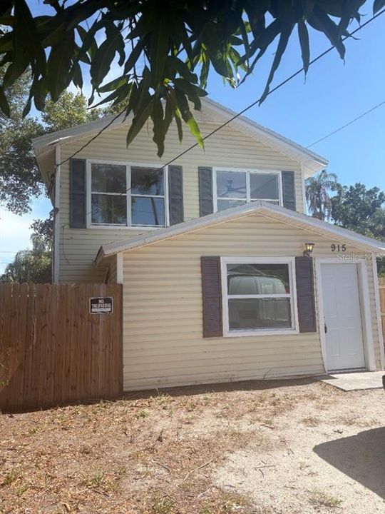 : $349,900 (4 camas, 2 baños, 1168 Pies cuadrados)
