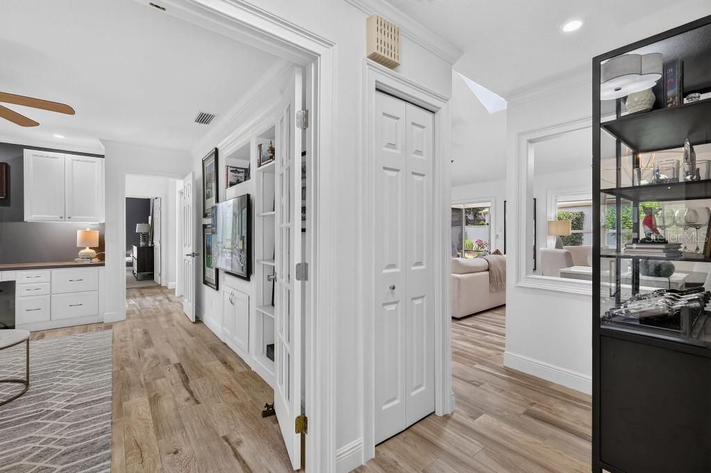 На продажу: $349,900 (2 спален, 2 ванн, 1657 Квадратных фут)