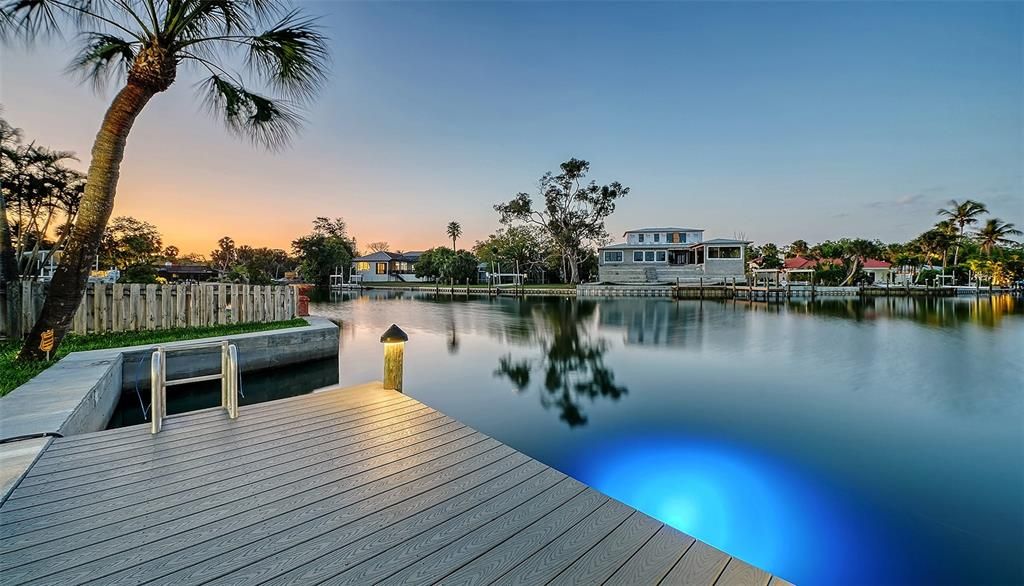 En Venta: $2,600,000 (4 camas, 3 baños, 2689 Pies cuadrados)