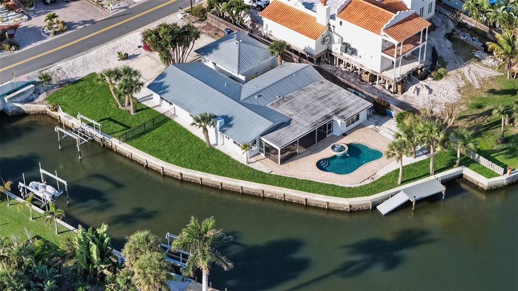 En Venta: $2,600,000 (4 camas, 3 baños, 2689 Pies cuadrados)