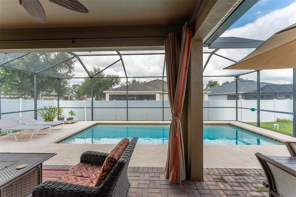 En Venta: $515,000 (3 camas, 2 baños, 2210 Pies cuadrados)
