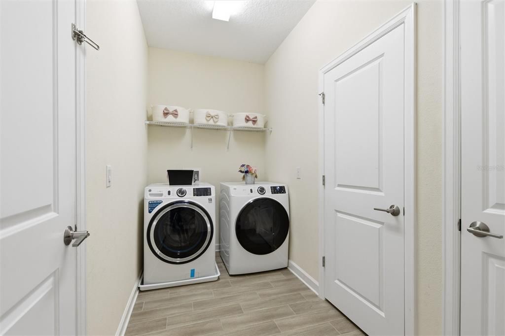 En Venta: $440,000 (4 camas, 2 baños, 2269 Pies cuadrados)