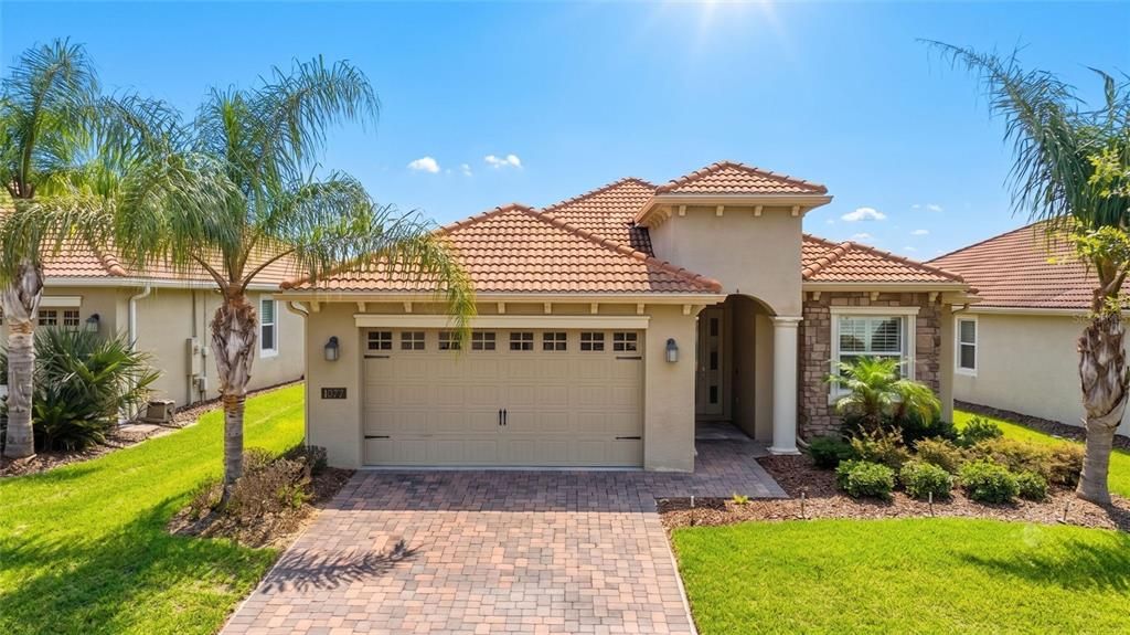 En Venta: $440,000 (4 camas, 2 baños, 2269 Pies cuadrados)