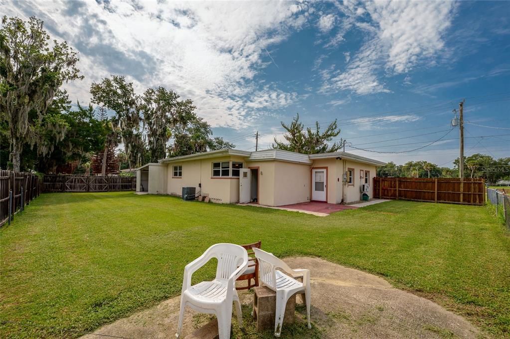 En Venta: $275,000 (3 camas, 2 baños, 1281 Pies cuadrados)