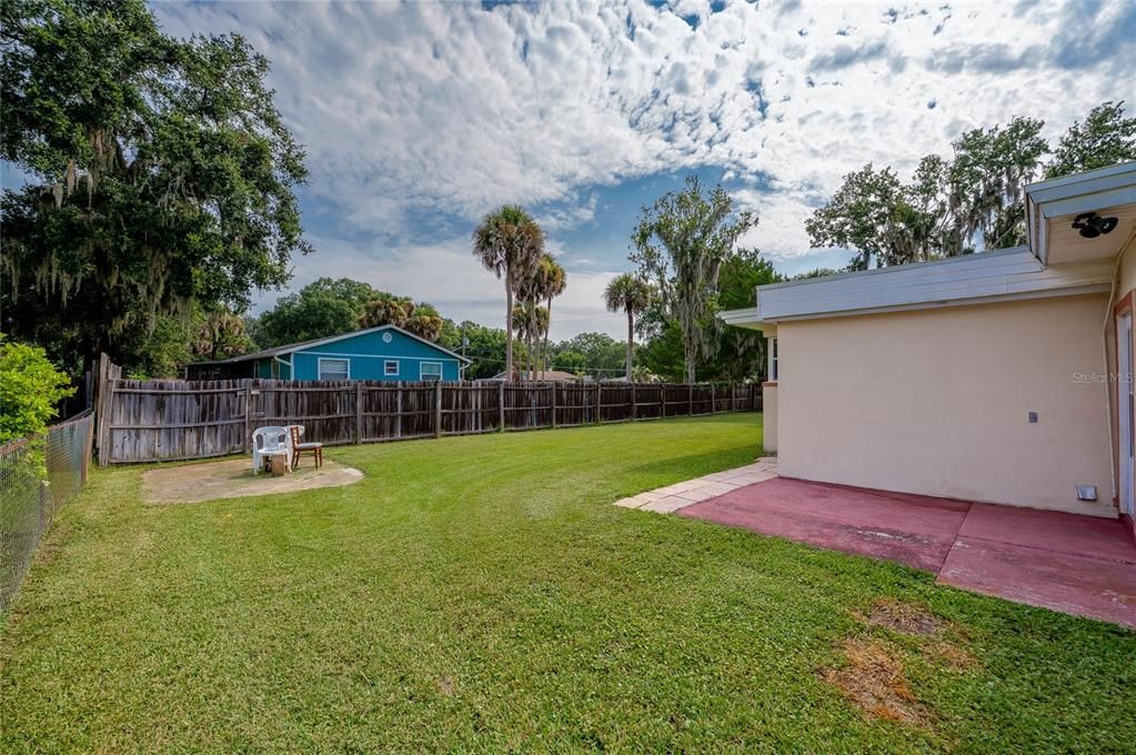 En Venta: $275,000 (3 camas, 2 baños, 1281 Pies cuadrados)
