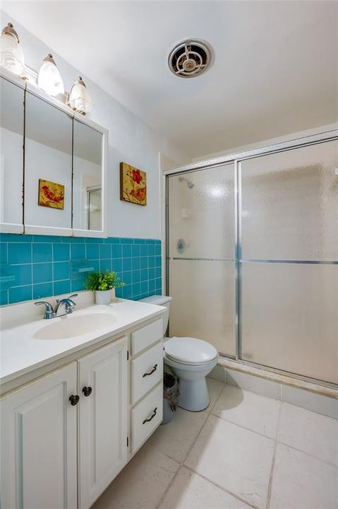 En Venta: $275,000 (3 camas, 2 baños, 1281 Pies cuadrados)