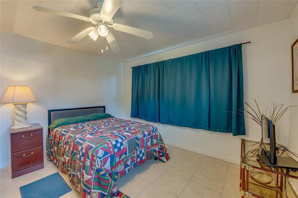 En Venta: $275,000 (3 camas, 2 baños, 1281 Pies cuadrados)
